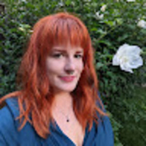 Meet your Posher, Caitlin